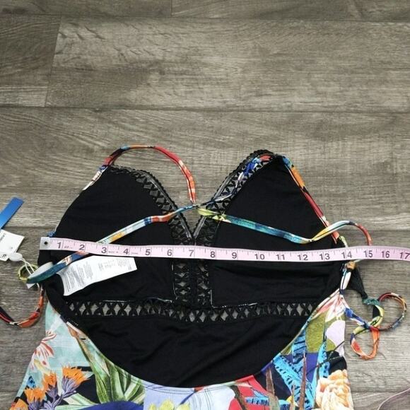 Lucky Brand Crochet Accent V Neck One Piece Size S - Picture 7 of 9